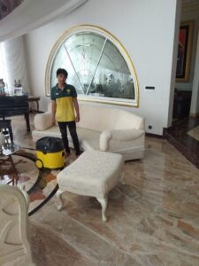 Jasa Cuci Sofa di Ilir Barat Dua